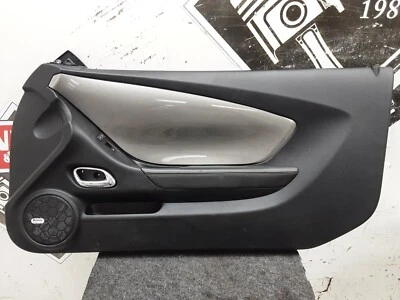 Chevrolet Camaro SS 2012-2015 OEM grafito pasajero derecho panel de moldura de puerta lateral Foto 1 de 4