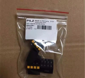 1PC NEW Pilz PNOZ S SERscrew terminal 22.5mm 751004 Fast Shippping - Picture 1 of 1