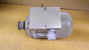 SIEMENS 1LA5063-4AB12 ELECTRIC MOTOR Nr. EK985 2593 07 013, 230/400V, 0.18KW - Picture 1 of 11