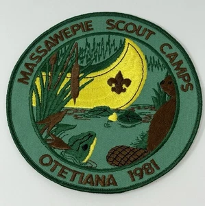 Massawepie Scout Camps Otetiana 1981 Boy Scouts of America Round Patch BSA Kanu - Bild 1 von 3