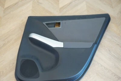 2010 - 2014 年丰田普锐斯 4 门乘客后门板原始设备制造商 — 第 1/4 张图片