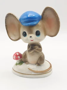 Vintage Kitsch Hand Painted Mouse & Toadstool Plaster Figure - Picture 1 of 6