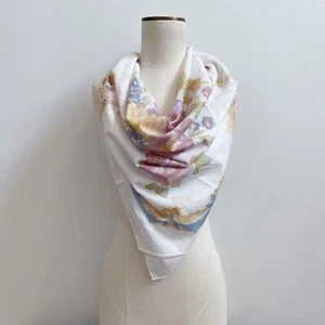 Sciarpa cotone leggero fiore romantico bianco oro rosa blu Made Italy 34" - Foto 1 di 9