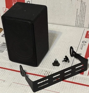VINTAGE QUAM 4X2 / 70 BOOK SHELF SPEAKER W/ WALL MOUNT TESTED SOUNDS GREAT! - Picture 1 of 14