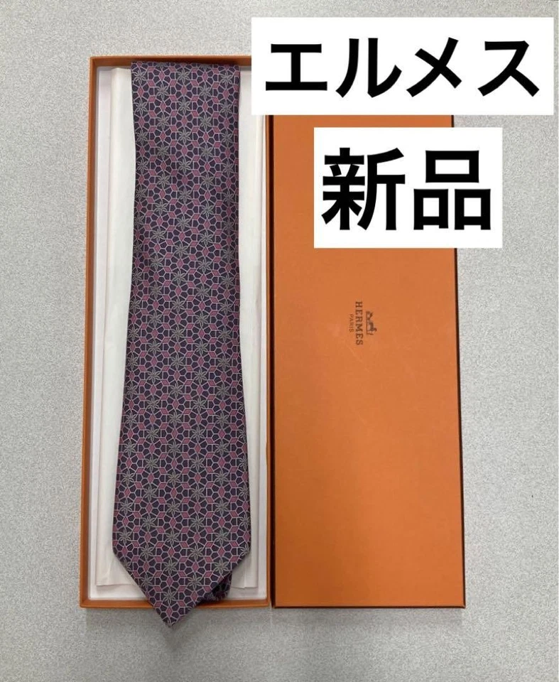Corbata HERMES Ancha Púrpura Geométrica 100% Seda Francia Sin Usar Como Nueva Regalo Envío Gratis Foto 1 de 4