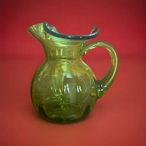 Vintage 70s Jamestown Virginia Hand Blown w PONTIL Green Glass Cruet / Pitcher - Picture 1 of 6