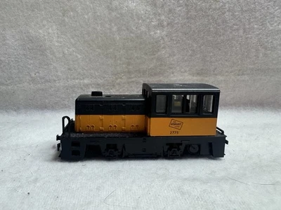 AHM Ho Scale Milwaukee Road Diesel Locomotive Switcher Engine For Train Set - Image 1 of 4