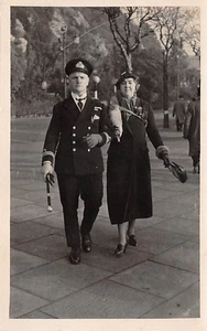 FOTOGRAFÍA TAMAÑO POSTAL TENIENTE DE LA MARINA REAL 1939 REMINGTON DE PAIGNTON DEVON - Imagen 1 de 2