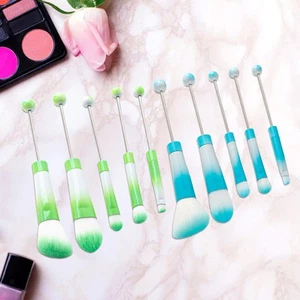 5 Pieces Lip Brush Natural Gift Multifunction Portable - Picture 1 of 15