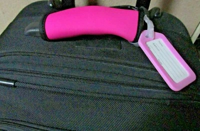 LUGGAGE TAG HANDLE GRIP, HOT PINK , NEOPRENE HANDLE WRAP, MATCHING  HANG TAG - Image 1 of 4