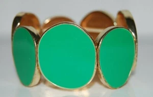 LIZ CLAIBORNE LARGE GREEN ENAMEL ON GOLDEN METAL STRETCH STATEMENT CUFF BRACELET - Picture 1 of 7