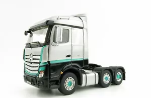 IMC Models 33-0120 Mercedes-Benz Actros 6x2 1 Silver Edition 1:50 - Picture 1 of 6