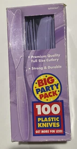 Premium Quality Full Size Plastic Knives 100 Count Lilac Strong New In Box - Picture 1 of 1