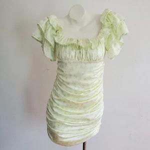 Mini abito damigella Revolve Camila Coelho Eva salvia Delilah Ditsy spalle scoperte - Foto 1 di 20