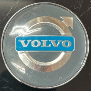 Volvo Wheel Hub Center Cap 17321ef9 - Picture 1 of 8