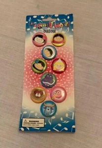 Vintage Disney Small World Girls & Animals Pin Back Button Set of 9 Rare - Picture 1 of 1