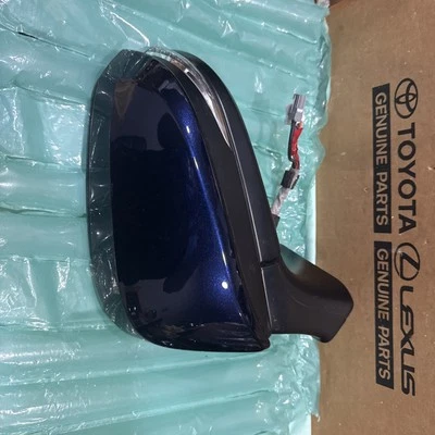 Espejo retrovisor lateral izquierdo Toyota Venza Limited 2023-2024 con BSM/cámara, color BluePrint Foto 1 de 4