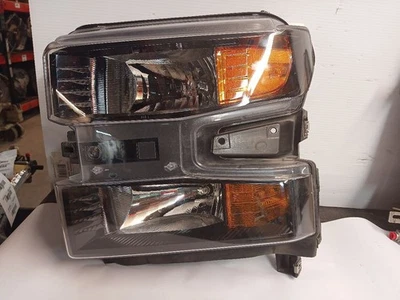 Driver Left Headlight from 2022 Chevrolet Silverado 1500 12397650 - Image 1 of 4