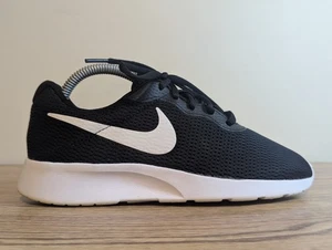 Nike Tanjun Athletic Women's Shoes Sneakers Black Size 7.5 - Picture 1 of 13