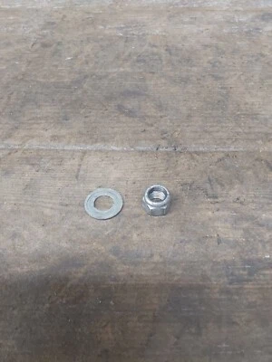 Harley Davidson Road King 2008 07-2011 FLHRC tuerca de montaje de pedal de freno trasero Foto 1 de 4