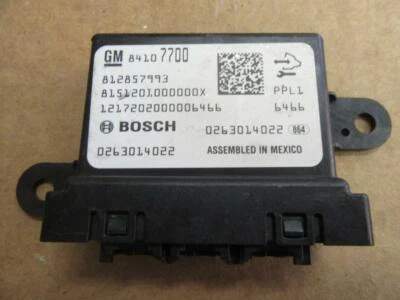 OEM 2017 Cadillac Escalade SUV Parking Assist Chassis Control Module 84107700 - Image 1 of 4