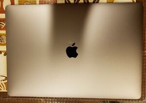 Mint condition Apple MacBook Pro 2017 15.4" i7, 2.8 GHz 16 GB ram
