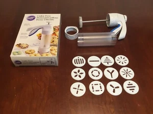Wilton Cookie Press Gun 12 Disks 2104-4011 Spritz Sugar Cookies with Recipe - Picture 1 of 12