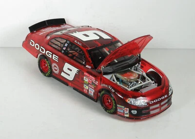 Acción NASCAR Stock Car 2003 Dodge Intrepid R/T #9 Bill Elliott Rojo Transparente 1:24 Foto 1 de 4