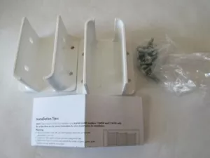 Fence Bracket 116058 white vinyl 2 pack - Picture 1 of 2