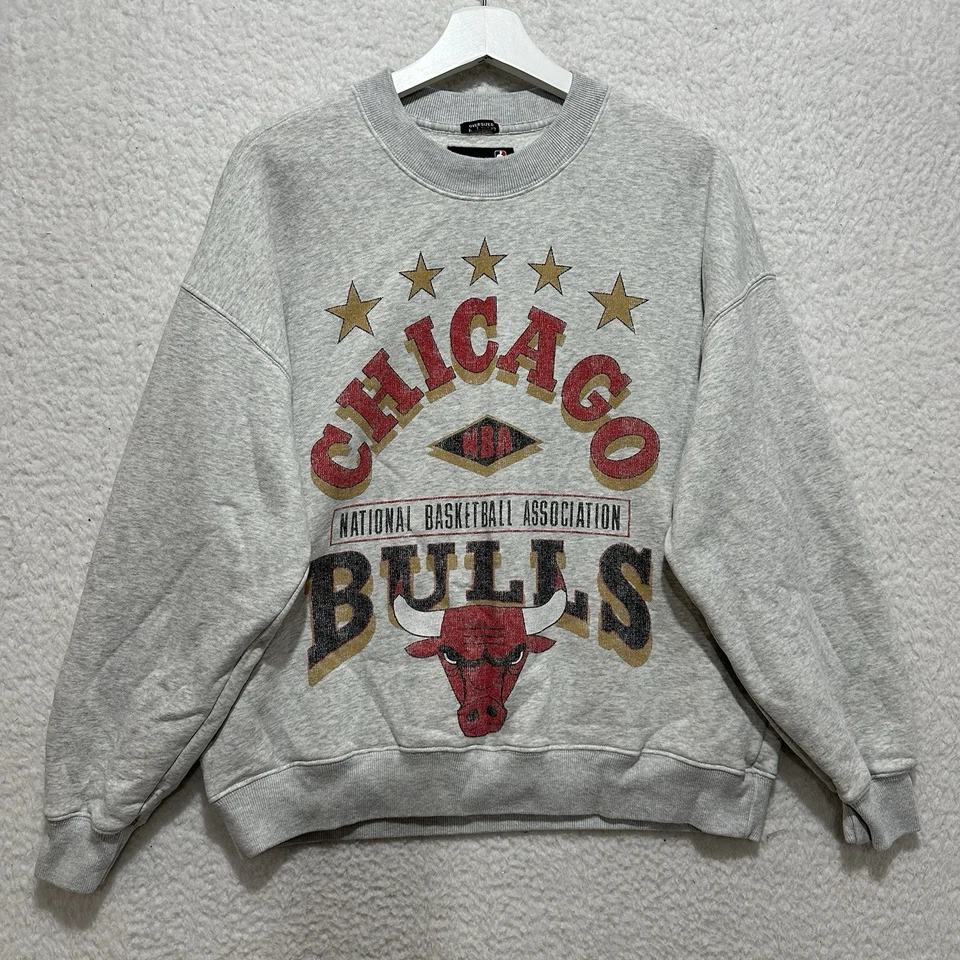 Pulôver Chicago Bulls Abercrombie & Fitch tamanho grande macio branco urze cinza XS - Imagem 1 de 4