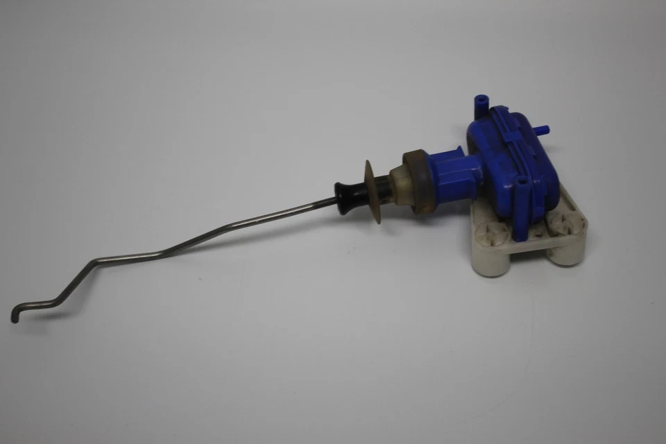 Mecanismo de vacío cerradura central puerta trasera audi rs2 8c b4 893862153d Foto 1 de 4