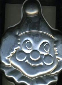 Happy Circus Clown Pan - Wilton Cake Pan - 1992 - Picture 1 of 2