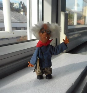 VINTAGE OLD HAPPY PROFESSOR ORIGINAL FIGURINE FIGURE YUGOSLAVIA - Picture 1 of 3