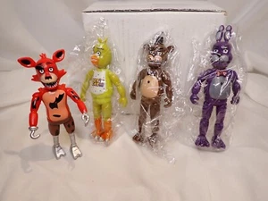 Five Nights at Freddy's Lot of 4 Light-Up Figures 5.5" 3 in package 2 light up - Picture 1 of 5