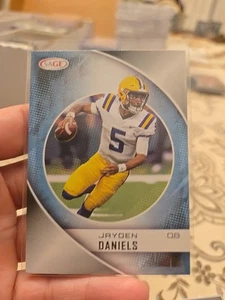 2023 SAGE Low Series - Jayden Daniels #8 (RC) - Picture 1 of 2