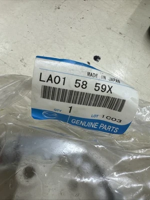 马自达 LA01 58 59X RWindow 调节器H 前门 1996 - 98 马自达 MPV NOS — 第 1/4 张图片