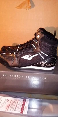 Julio Cesar Chavez Autograph Shoe with JSA Certificate - Image 1 of 3
