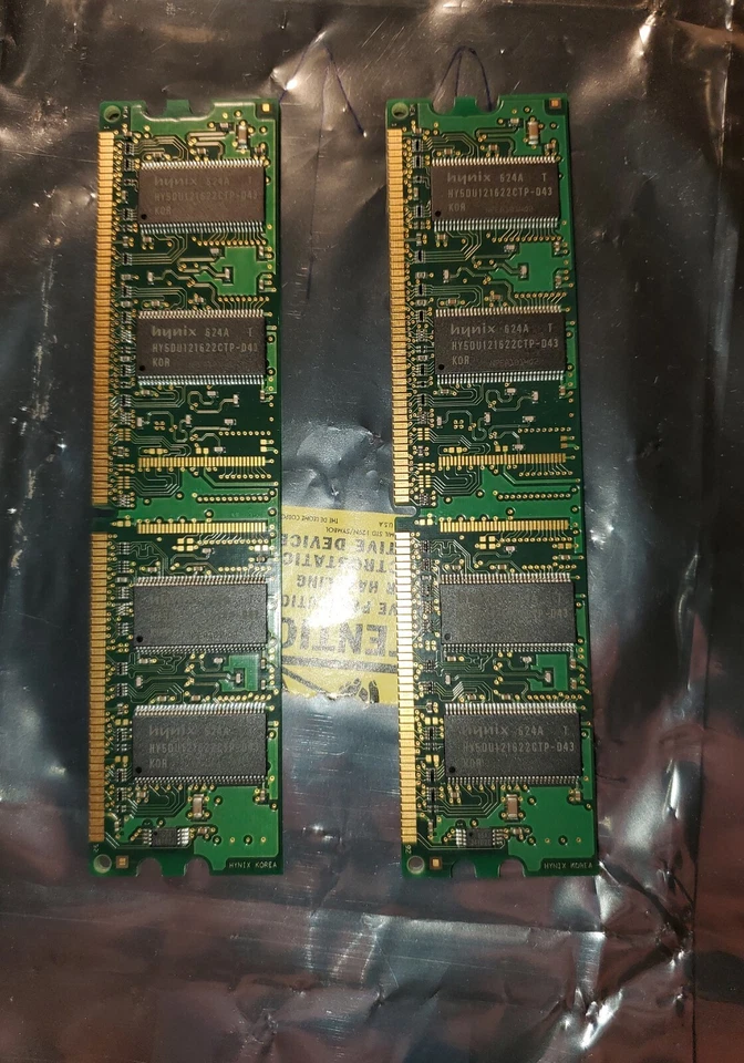 Hynix PC3200 U-30330 256MBx2 DDR 400MHz CL3 512MB Total - Image 1 of 4