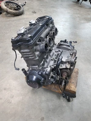 2003 03 03-06 Kawasaki ZR1000 Engine Motor Complete Runs 34k Miles DL-690 - Image 1 of 4