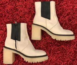 NEW Free People Womens James OB1160044 White Bone Chelsea Boots Size US 6 EUR 36 - Picture 1 of 6