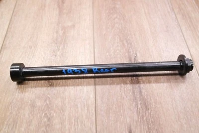 00-01 VICTORY V92 SC SPORT CRUISER Rear Axle Shaft Bolt Axel - Image 1 of 4