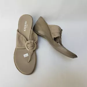 Sesto Meucci Womens Shoes Sandals Thong Wedge Taupe Italy Size US 9 M - Picture 1 of 9
