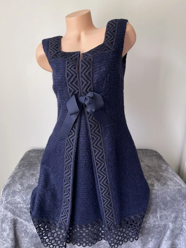 Anna Sui Designer Dress 2006 Runway Look #22 Tweed Purple Sheath S 4 V Neck Wool - Image 1 of 4