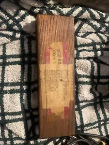 VINTAGE NORTON BEHR-MANNING Crystolon OILSTONE 8X2X1 SHARPENING STONE Wood Box - Picture 1 of 6