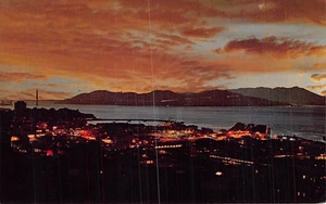 Postkarte ca: Twilight Fisherman's Wharf & Golden Gate, San Francisco, Kalifornien - Bild 1 von 2