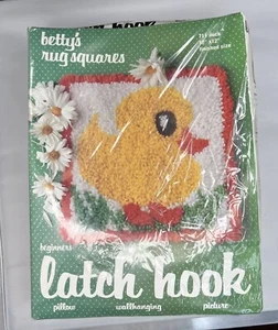 Betty’s Rug Squares Latch Hook Kit Duck #711, 12”x12” Vintage 1978 Original Box - Picture 1 of 5