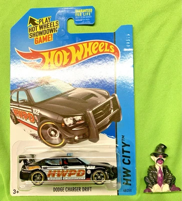 Hot Wheels 2014::HW City 48/250 "HWPD"👀 Foto 1 de 4
