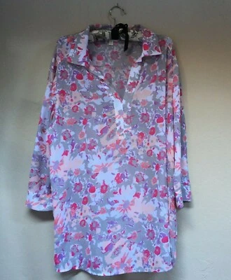 Túnica TravelSmith feminina gola V cinza rosa estampa floral pulôver grande casual - Imagem 1 de 4