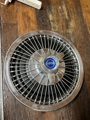 1966 1967 FORD MUSTANG FAIRLANE GALAXIE SPINNER HUBCAP WHEEL COVER - Image 1 of 4