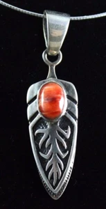 Spiny Oyster Shell 18"Chain/Neck Wire Flexible .925 Sterling Silver Feather - Picture 1 of 5